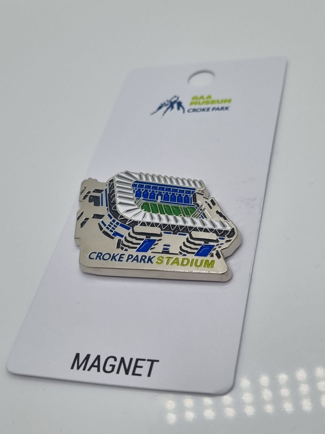 Stadium Shaped Magnet