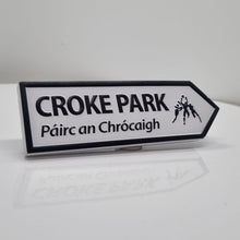 Load image into Gallery viewer, Croke Park White Roadsign Resin Magnet
