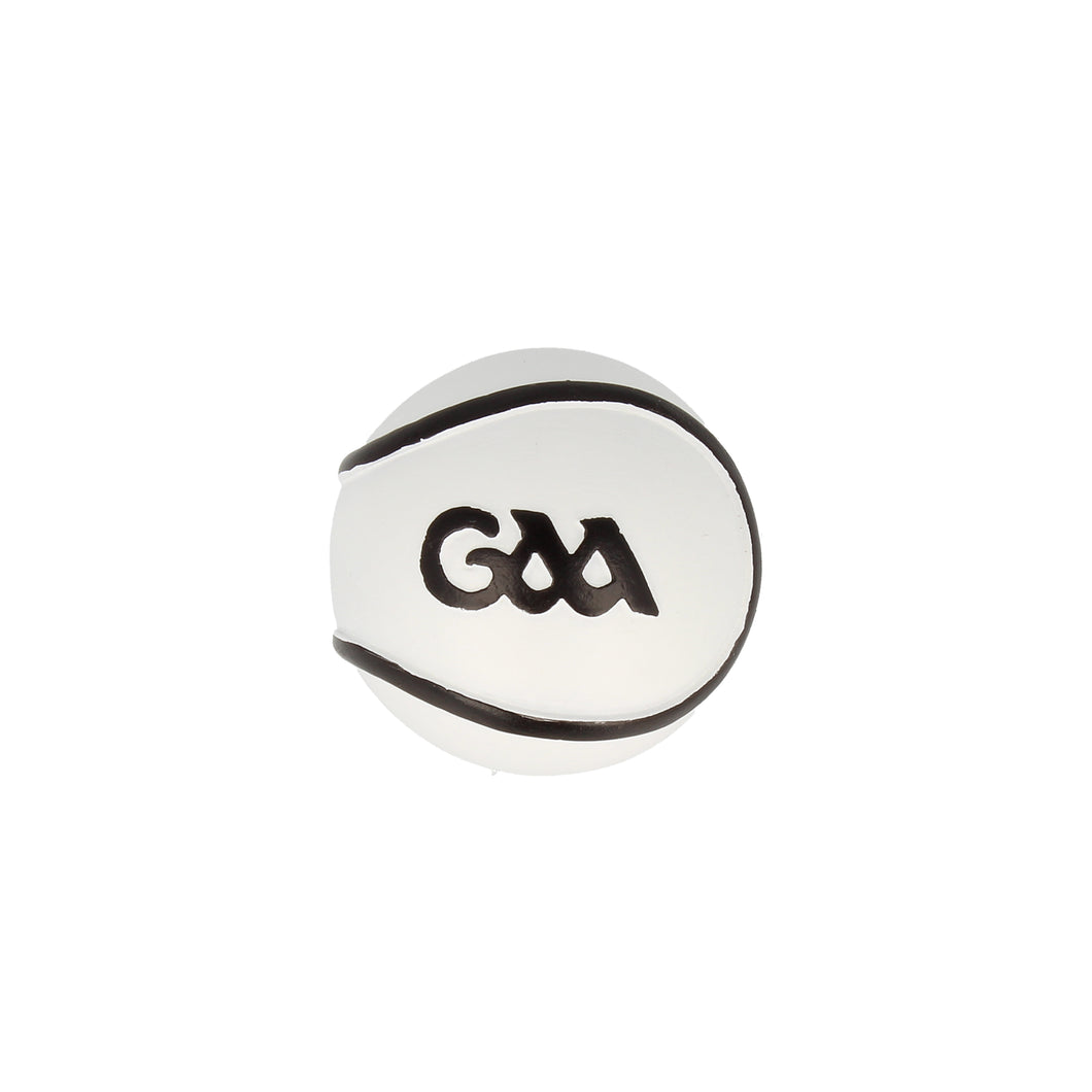 3D sliotar magnet