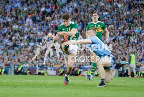 Kerry's Sean O'Shea on the attack during the 2019 All-Ireland Senior Football Final replay